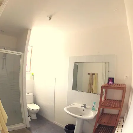 Surfer's Hostel